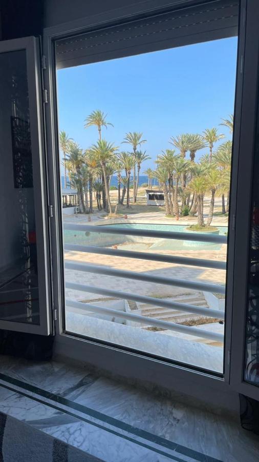 Appartement En Bord De Mer Monastir Exterior foto
